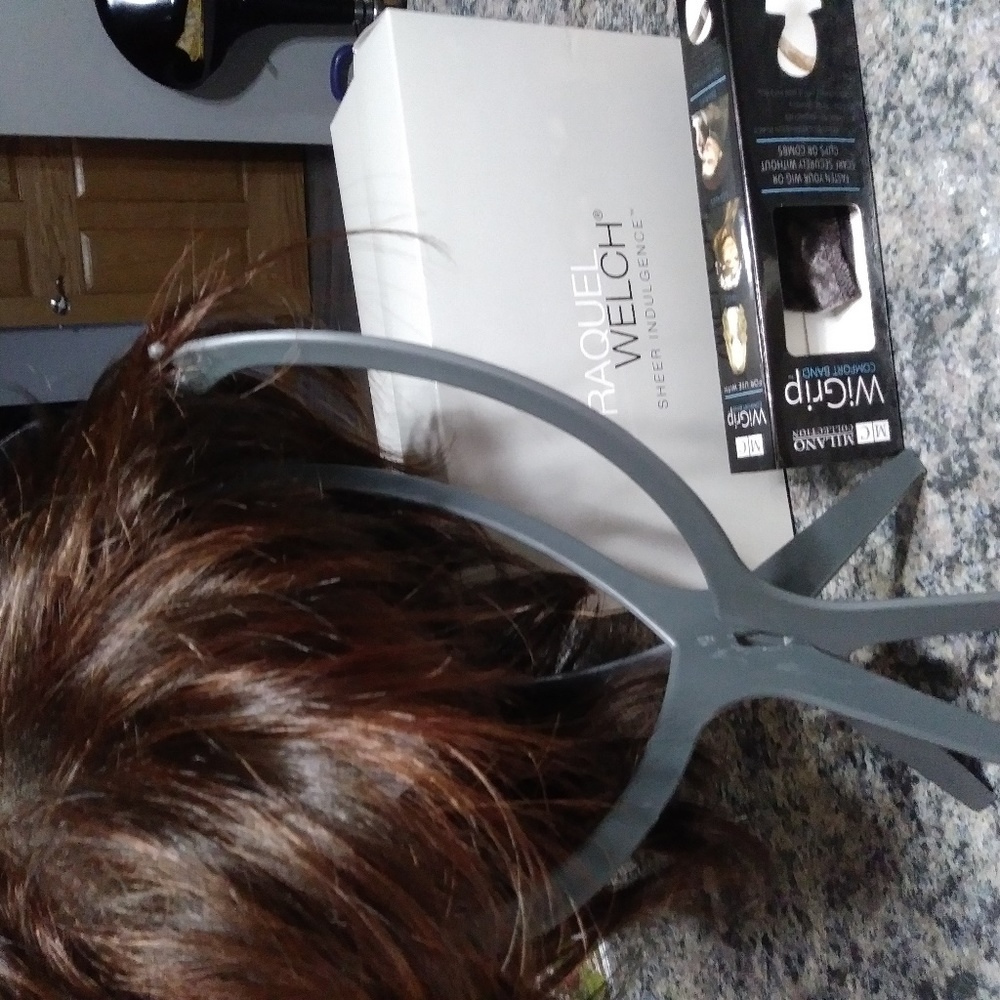 Wig Raquel Welch Muse